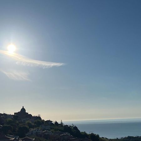 Seta Luxury Apartment Roseto Degli Abruzzi Exterior foto