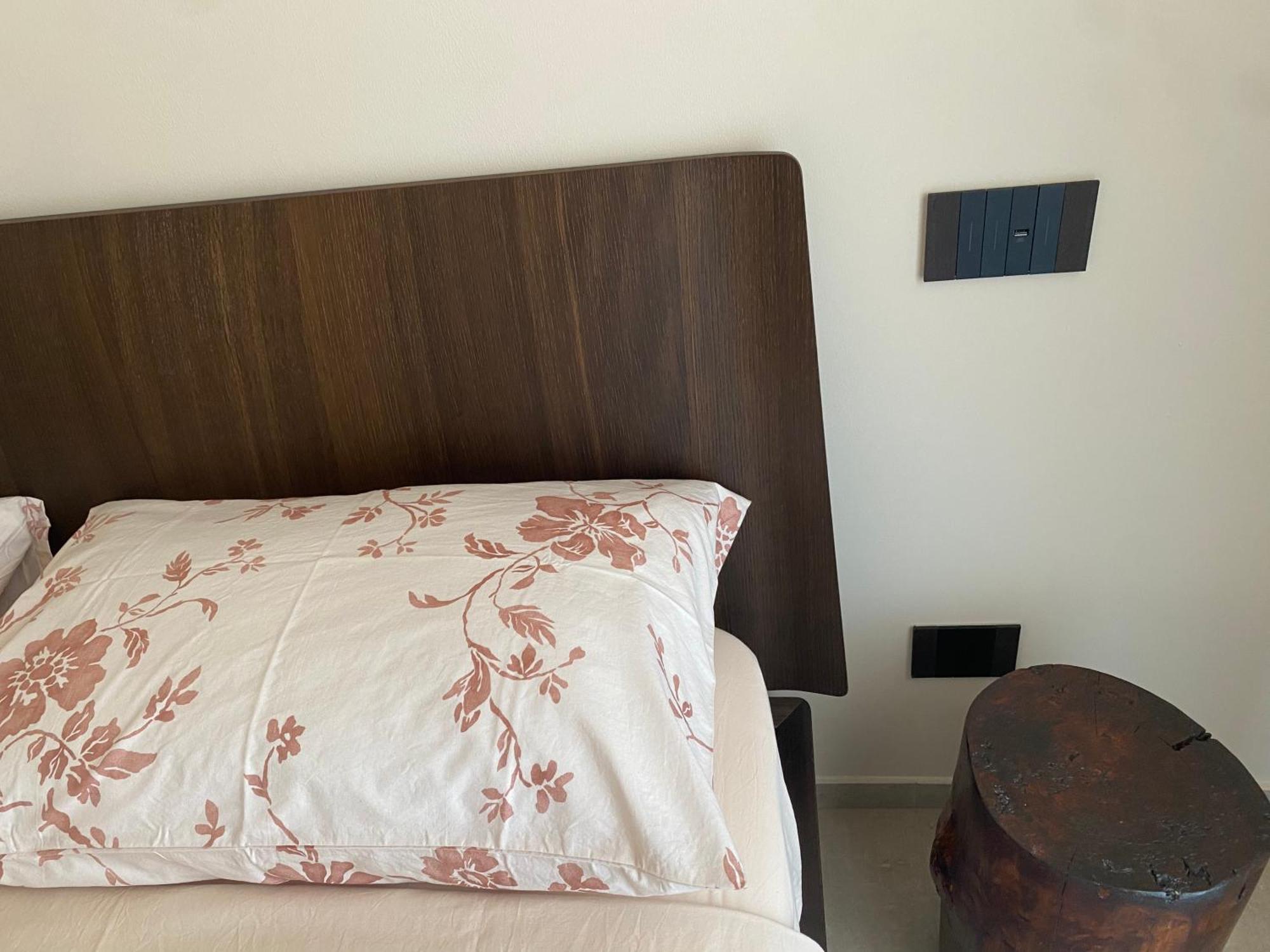 Seta Luxury Apartment Roseto Degli Abruzzi Exterior foto