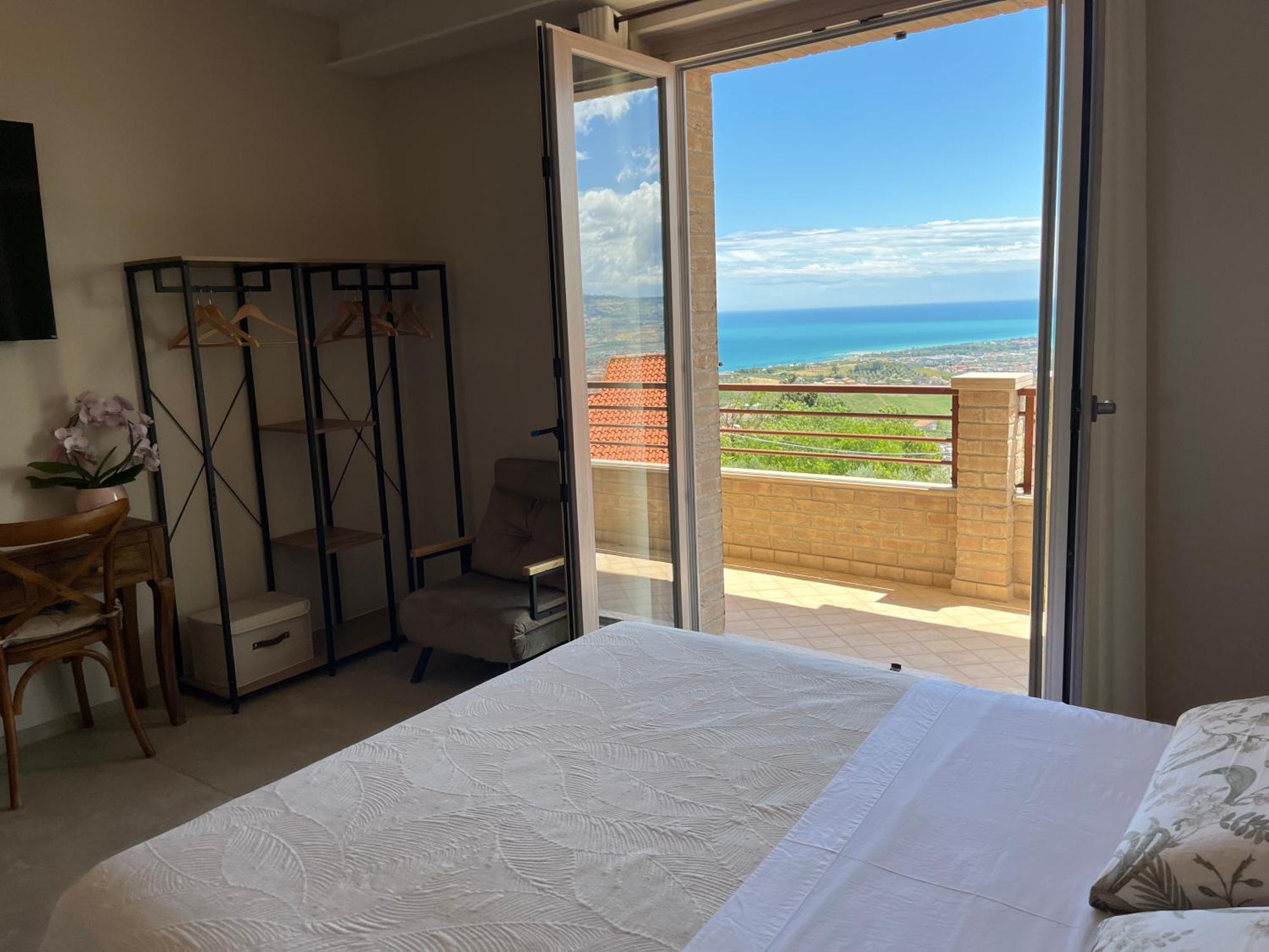 Seta Luxury Apartment Roseto Degli Abruzzi Exterior foto