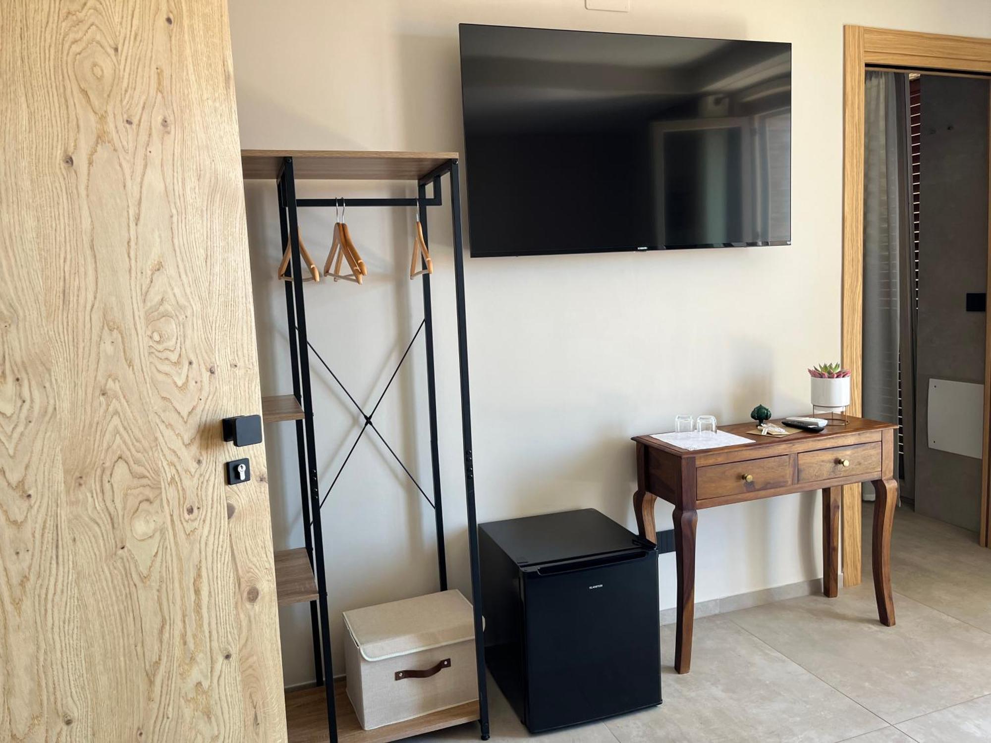 Seta Luxury Apartment Roseto Degli Abruzzi Exterior foto