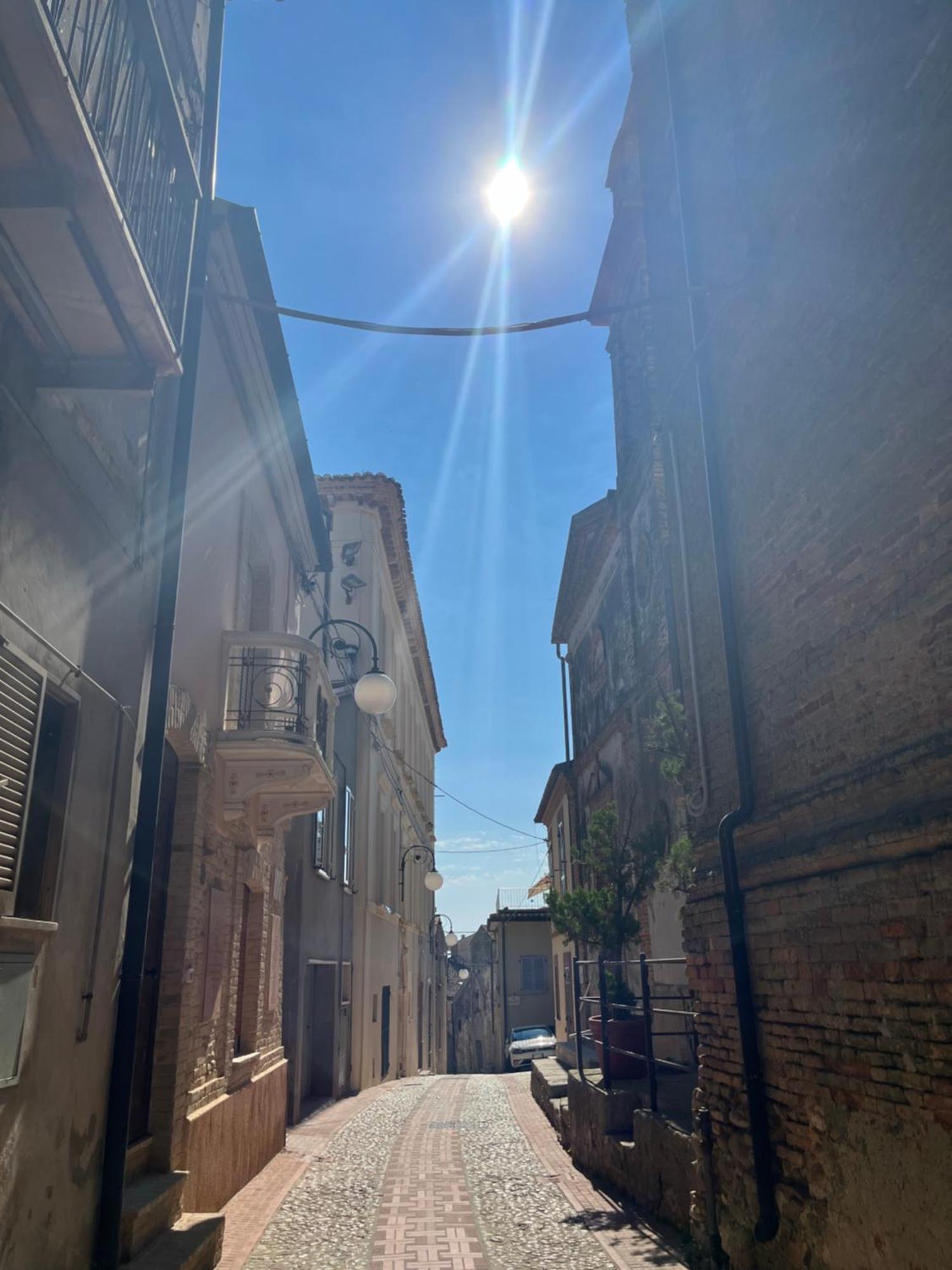Seta Luxury Apartment Roseto Degli Abruzzi Exterior foto